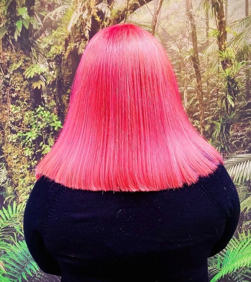 Colorazione capelli donna eseguita nel salone di Roma Aurelio Bravetta